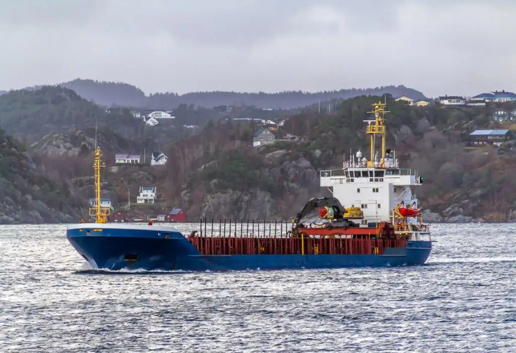 Bulk carrier for sale