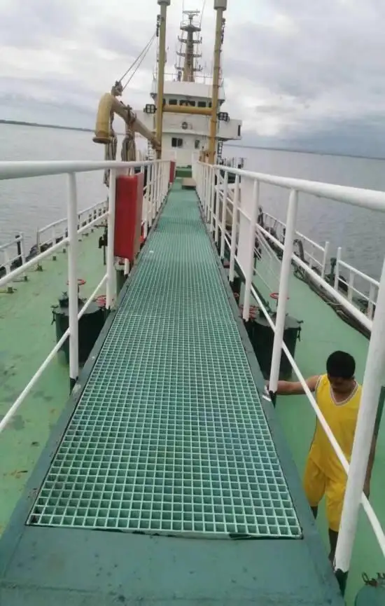 Oil/Chemical tanker for sale