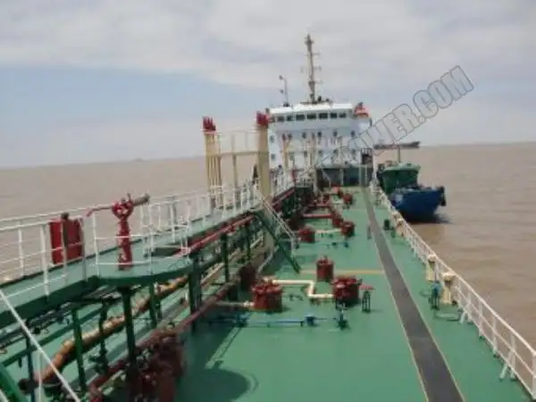 Oil/Chemical tanker for sale