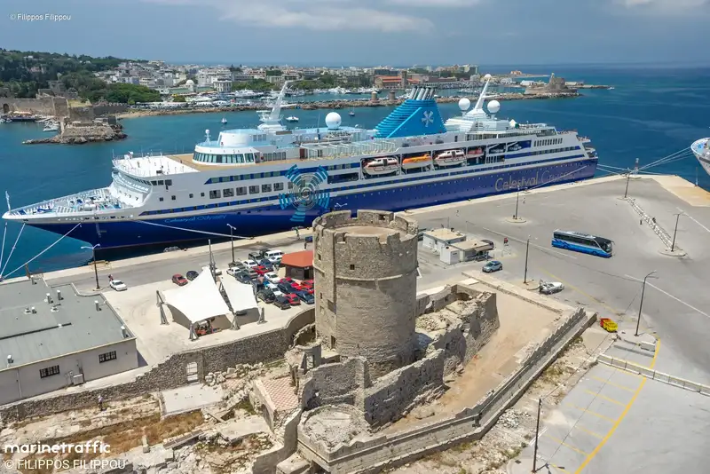 Motor vessel for sale