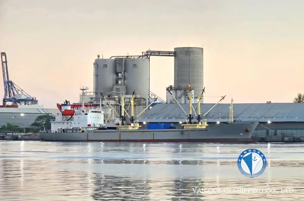 Reefer ship for sale