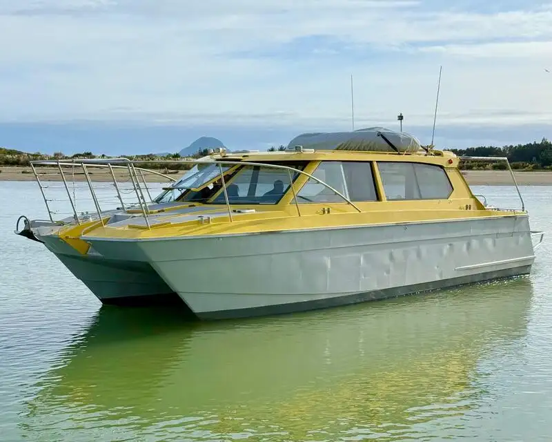 Motor vessel for sale
