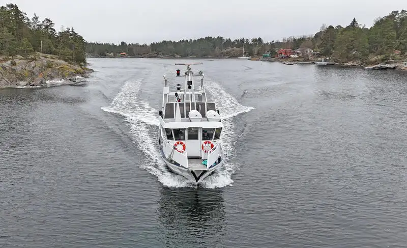 Motor vessel for sale