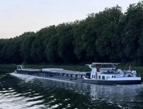 Bulk carrier for sale