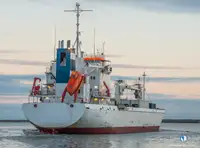 Reefer ship for sale